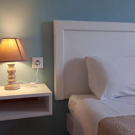 Amelia's Garden Lägenhetshotell Kávos