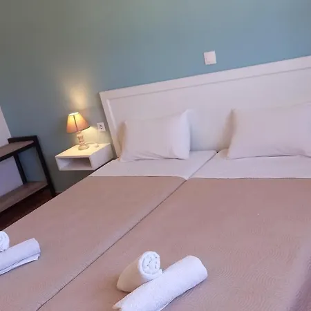 Amelia's Garden Lägenhetshotell Kávos