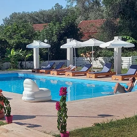 Amelia's Garden Lägenhetshotell