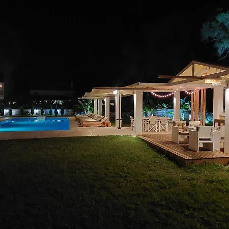 Amelia's Garden Lägenhetshotell 4*