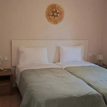 Lägenhetshotell Amelia's Garden Kávos