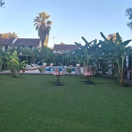 Hotel de apartamente Amelia's Garden Kávos