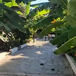 Apartahotel Amelia's Garden 4*