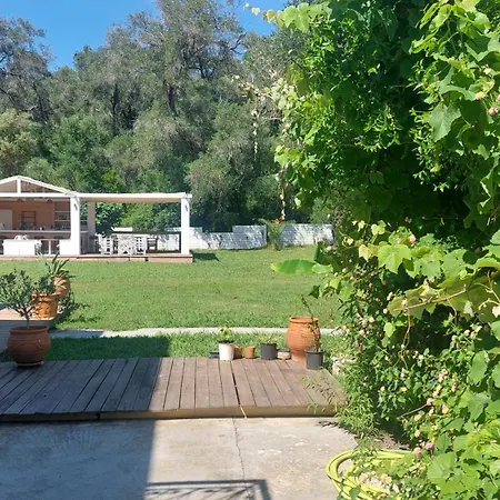 Amelia's Garden Kávos