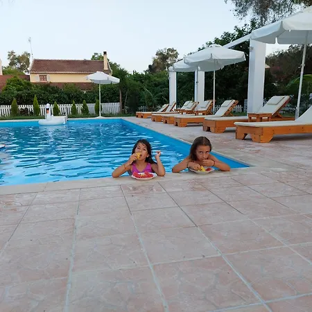 Amelia's Garden 3* Kavos