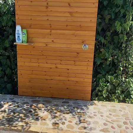 Amelia's Garden Aparthotel 4*