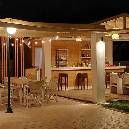 Апарт-отель Amelia's Garden