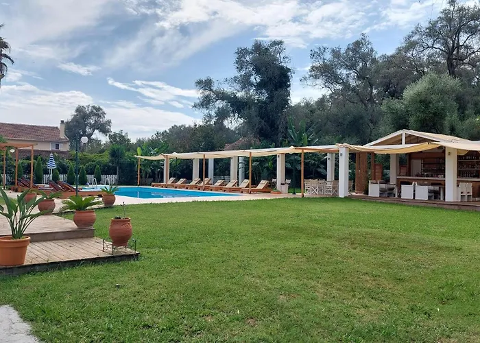 Ξενοδοχείο με διαμερίσματα Amelia's Garden Κάβος