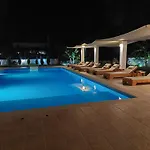 Апарт-отель Amelia's Garden Кавос