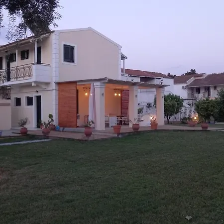 Amelia's Garden شقة فندقية Kávos