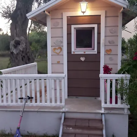 Amelia's Garden شقة فندقية