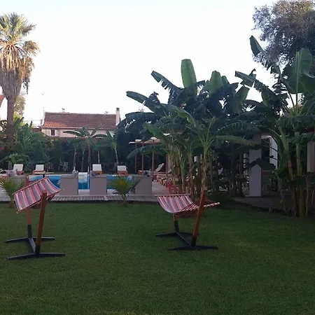 Aparthotel Amelia's Garden